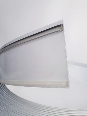 Σχήμα γράμματος Τμήμα του καναλιού γράμματος Τρίμ Cap 9cm 10cm πλάτος για εξωτερικούς χώρους