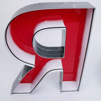 Ρυθμιζόμενη φωτεινότητα Γεωμετρικά πλαστικά γράμματα για εσωτερική ή εξωτερική χρήση