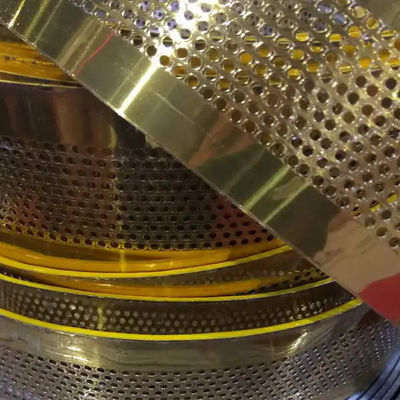 Χρυσή αλουμινένια ταινία με σπείρα με διπλωμένη άκρη